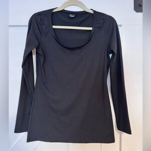 NWOT Felina top, large